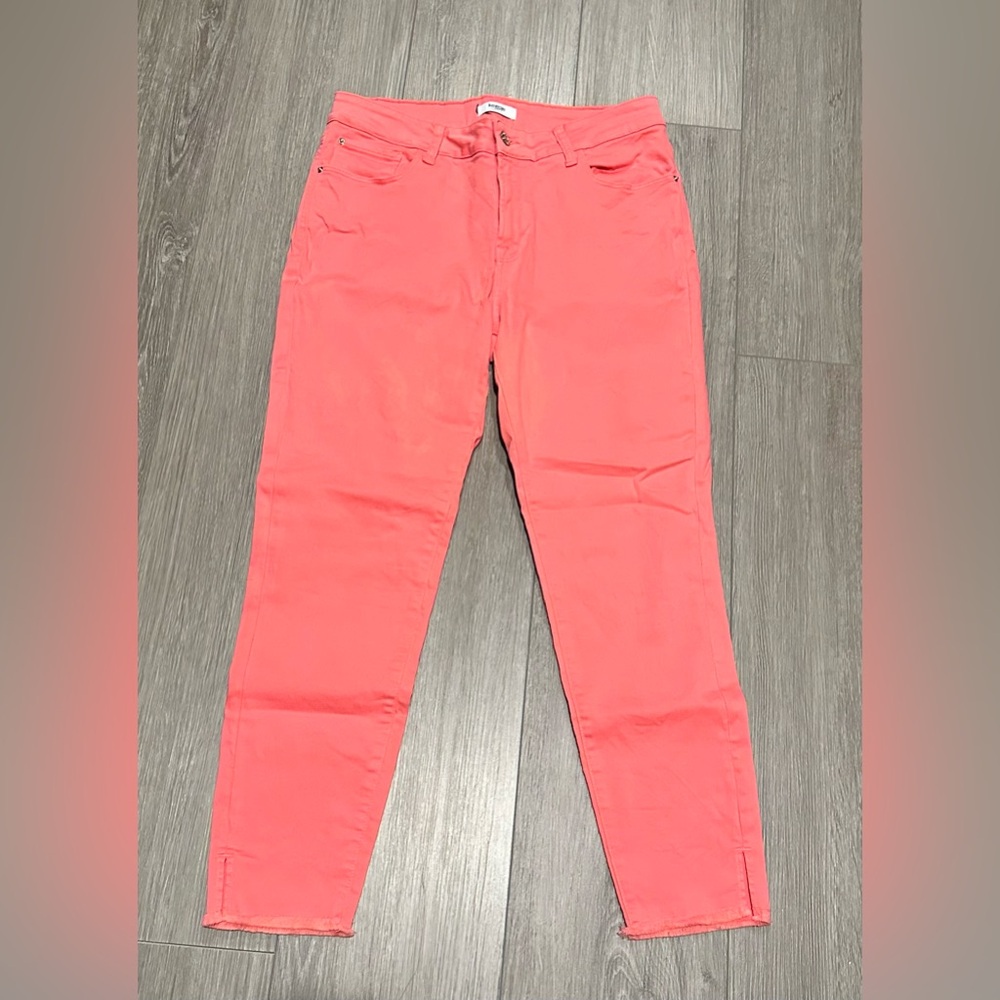 Women’s Kenzie Jeans, size 10, pink/melon color